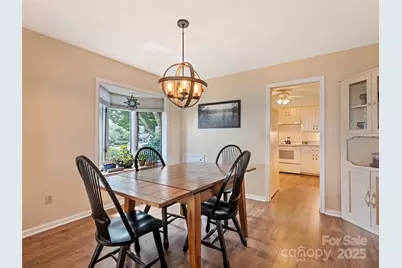 602 Fleetwood Plaza, Hendersonville, NC 28739 - Photo 13