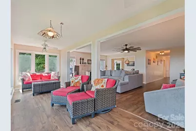602 Fleetwood Plaza, Hendersonville, NC 28739 - Photo 27