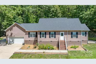 1039 Deep Woods Drive, Marion, NC 28752 - Photo 3