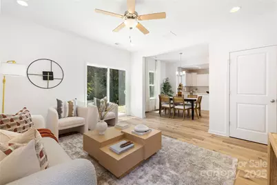 9705 Forest Drive, Charlotte, NC 28216 - Photo 9