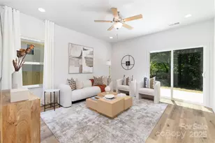 9705 Forest Dr, Charlotte, NC 28216 - Photo 7