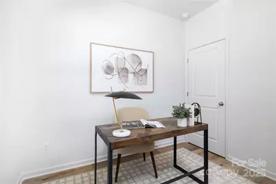 9705 Forest Drive, Charlotte, NC 28216 - Photo 3