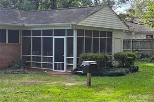 637 Downey Pl, Gastonia, NC 28054 - Photo 3