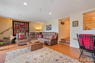 1401 Fleetwood Plaza, Hendersonville, NC 28739 - Photo 39
