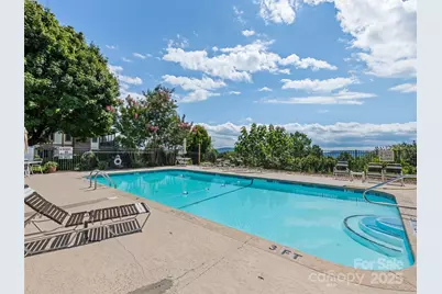 1401 Fleetwood Plaza #1, Hendersonville, NC 28739 - Photo 45