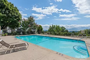 1401 Fleetwood Plaza, Hendersonville, NC 28739 - Photo 45