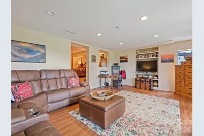 1401 Fleetwood Plaza #1, Hendersonville, NC 28739 - Photo 41