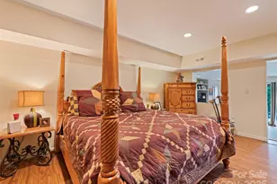 1401 Fleetwood Plaza, Hendersonville, NC 28739 - Photo 35