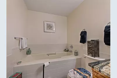 1401 Fleetwood Plaza #1, Hendersonville, NC 28739 - Photo 33