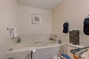 1401 Fleetwood Plaza, Hendersonville, NC 28739 - Photo 33