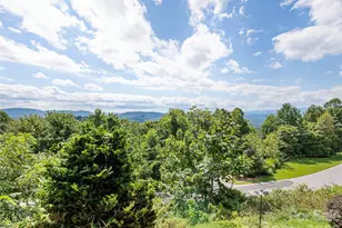 1401 Fleetwood Plaza, Hendersonville, NC 28739 - Photo 33