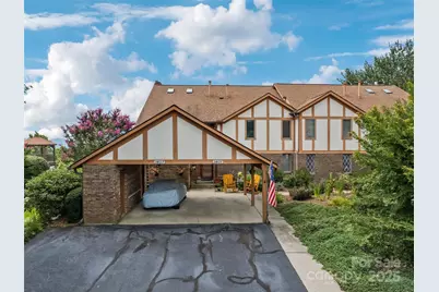 1401 Fleetwood Plaza #1, Hendersonville, NC 28739 - Photo 5