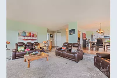 1401 Fleetwood Plaza #1, Hendersonville, NC 28739 - Photo 19