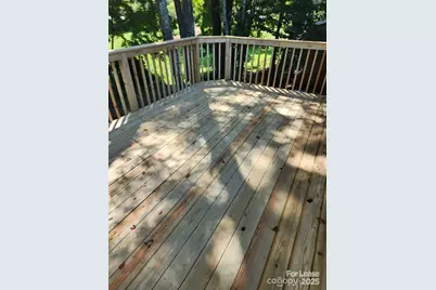 4917 Highlake Drive, Charlotte, NC 28215 - Photo 9