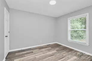 723 Edgegreen Dr, Charlotte, NC 28217 - Photo 11