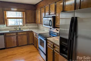 3065 Woodstream Dr, Valdese, NC 28690 - Photo 15