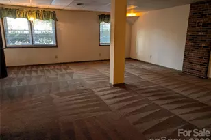 3065 Woodstream Dr, Valdese, NC 28690 - Photo 33