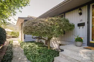 115 Hawkins Creek Rd, Hendersonville, NC 28791 - Photo 7