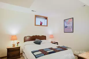 115 Hawkins Creek Rd, Hendersonville, NC 28791 - Photo 41