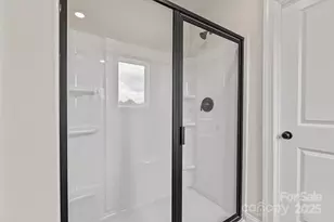 3441 Robindale Dr, Winston Salem, NC 27107 - Photo 17