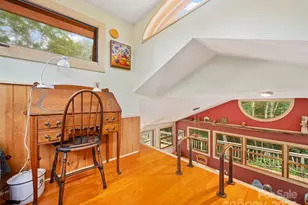 9405 Nc 261 Hwy, Bakersville, NC 28705 - Photo 17