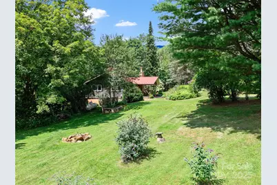 9405 Nc 261 Highway, Bakersville, NC 28705 - Photo 35