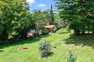 9405 Nc 261 Hwy, Bakersville, NC 28705 - Photo 35