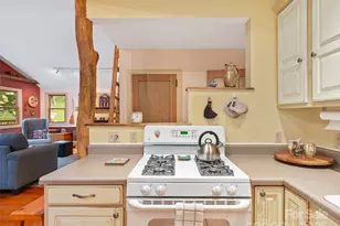 9405 Nc 261 Hwy, Bakersville, NC 28705 - Photo 9