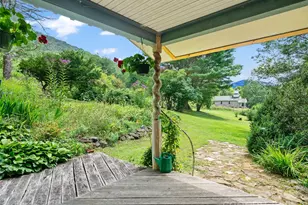 9405 Nc 261 Hwy, Bakersville, NC 28705 - Photo 21