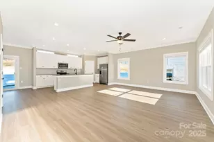 3453 Robindale Dr, Winston Salem, NC 27107 - Photo 3