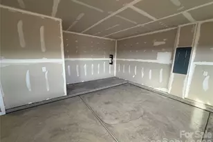 3266 Eller Dr Ext, Hickory, NC 28602 - Photo 37