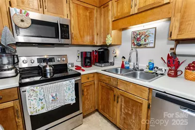 88 Whispering Pines Drive, Marion, NC 28752 - Photo 7