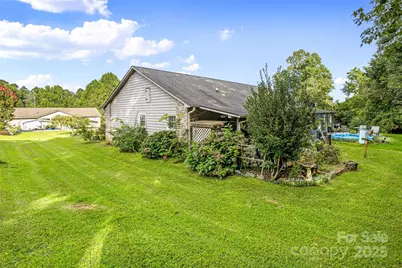 88 Whispering Pines Drive, Marion, NC 28752 - Photo 17