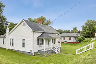 105 E Catawba Street E, Belmont, NC 28012 - Photo 3