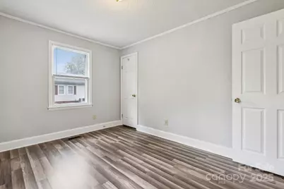 105 E Catawba Street E, Belmont, NC 28012 - Photo 11