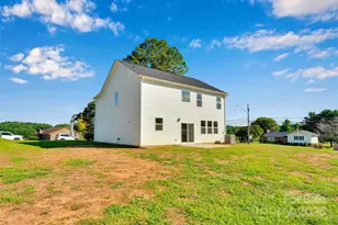 726 Lithia Inn Rd, Lincolnton, NC 28092 - Photo 5