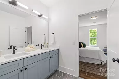 151 S Sycamore Street, Charlotte, NC 28202 - Photo 35