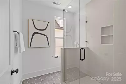 151 S Sycamore Street, Charlotte, NC 28202 - Photo 37