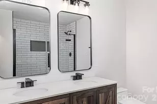 2104 St Mark St, Charlotte, NC 28216 - Photo 7