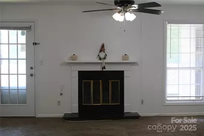 6039 Treetop Court, Charlotte, NC 28212 - Photo 11