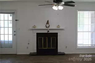 6039 Treetop Ct, Charlotte, NC 28212 - Photo 11