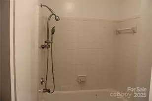 6039 Treetop Ct, Charlotte, NC 28212 - Photo 23