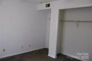 6039 Treetop Ct, Charlotte, NC 28212 - Photo 27