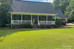 912 Redwood Ln, Chester, SC 29706 - Photo 1