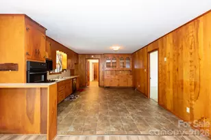 208 Victoria Cir, Kings Mountain, NC 28086 - Photo 13