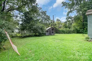 1262 Lawrence Rd, Clover, SC 29710 - Photo 15