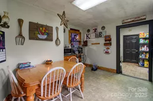 1262 Lawrence Rd, Clover, SC 29710 - Photo 9