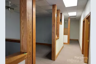 213 W Main Avenue, Gastonia, NC 28052 - Photo 3