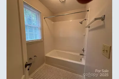 27 Mountain Lake Drive, Hendersonville, NC 28739 - Photo 25