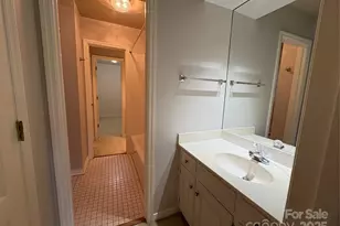 27 Mountain Lake Dr, Hendersonville, NC 28739 - Photo 19